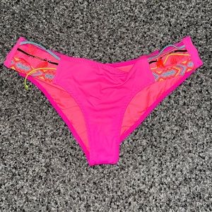 Bright pink VS swim bottoms💗